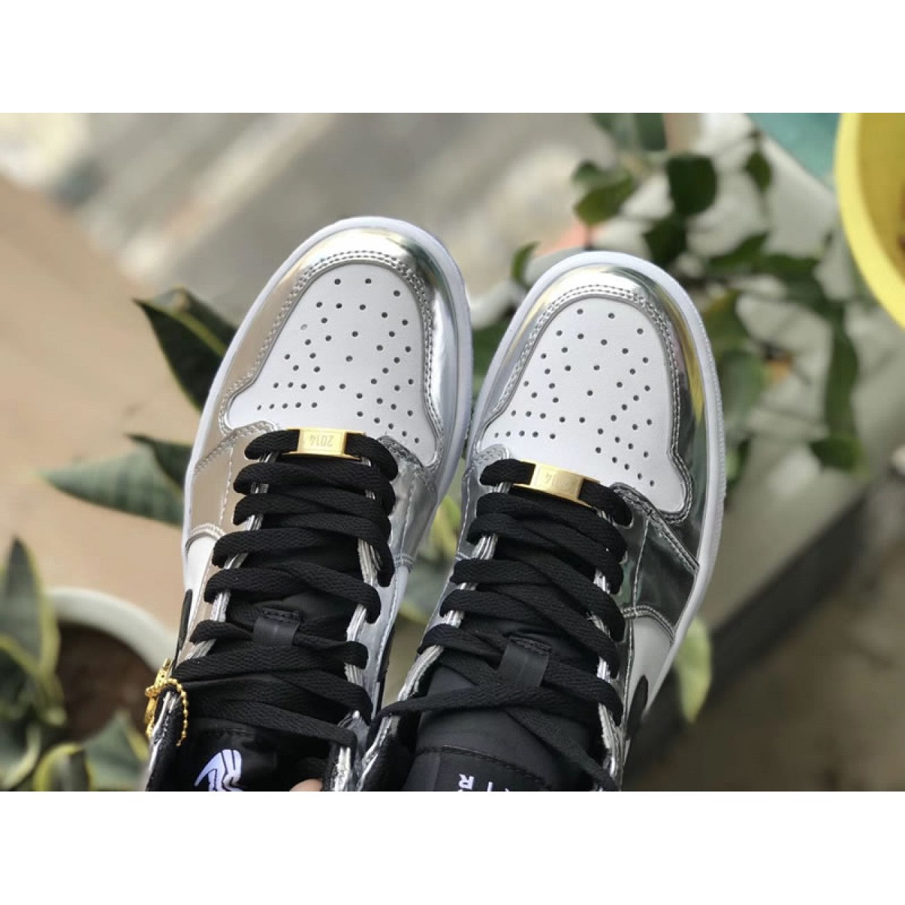 Air Jordan 1 High Think 1 Pass The Torch Kawhi Leonard AQ7476-016