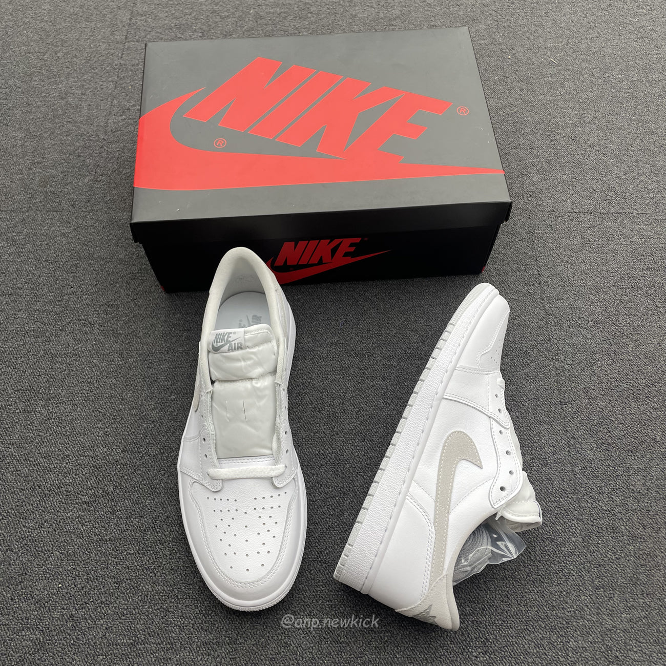 Air Jordan 1 Low OG Neutral Grey CZ0790-100