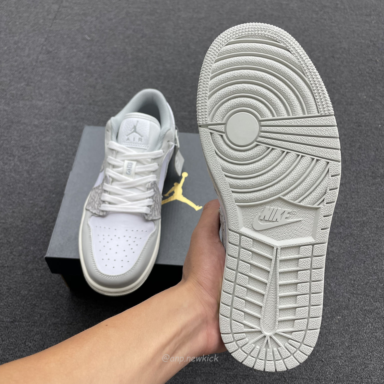 Air Jordan 1 Low PRM Smoke Grey Elephant DH4269-100