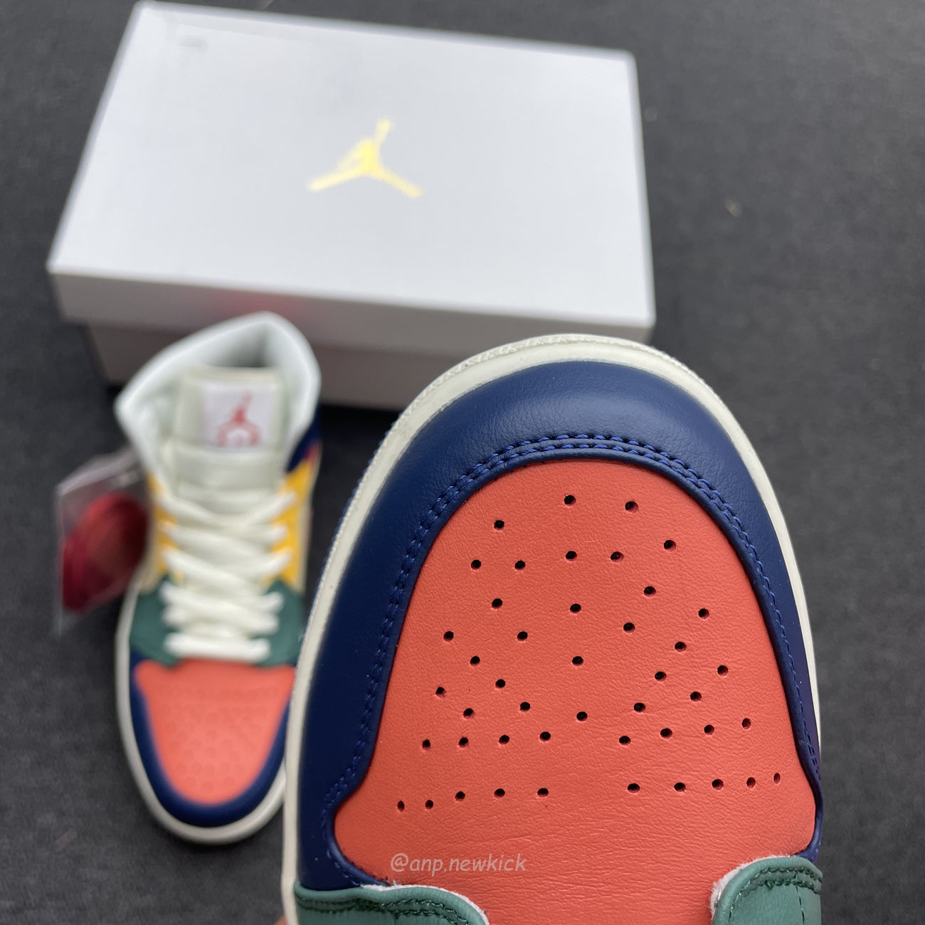 Air Jordan 1 Mid SE Multi Color DN3738-400