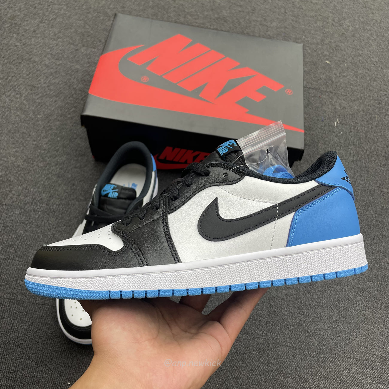 Air Jordan 1 Retro Low OG Black Dark Powder Blue CZ0790-104