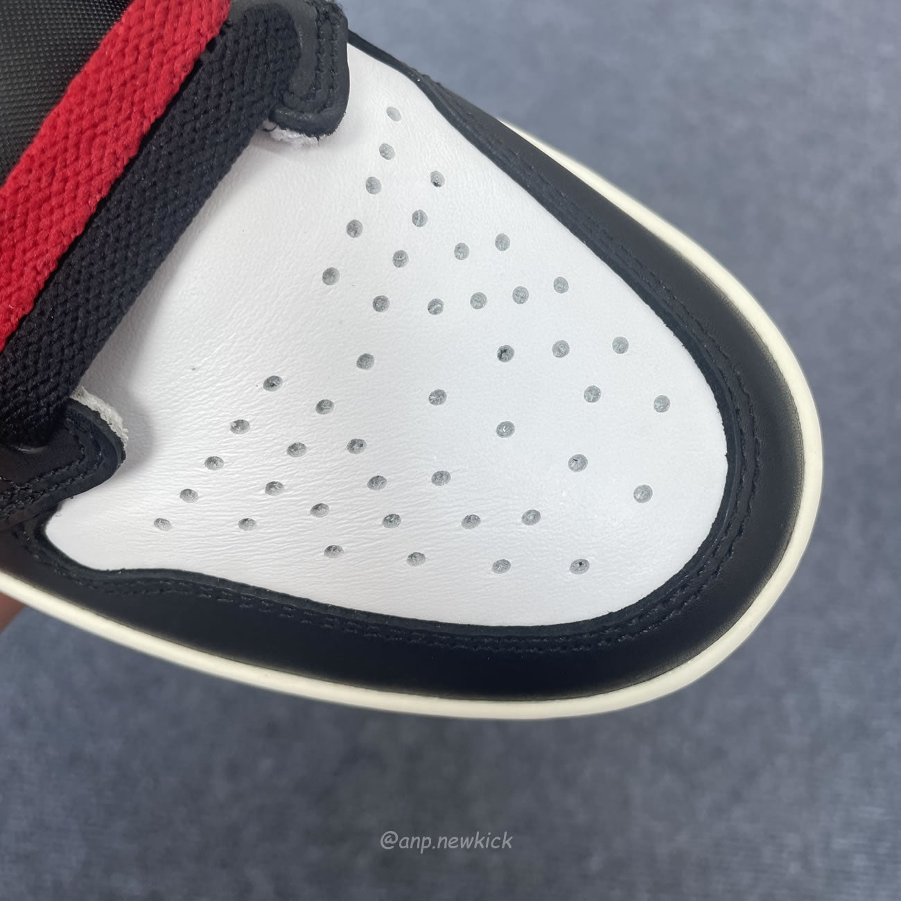 Air Jordan 1 High OG Black Toe Reimagined DZ5485-106