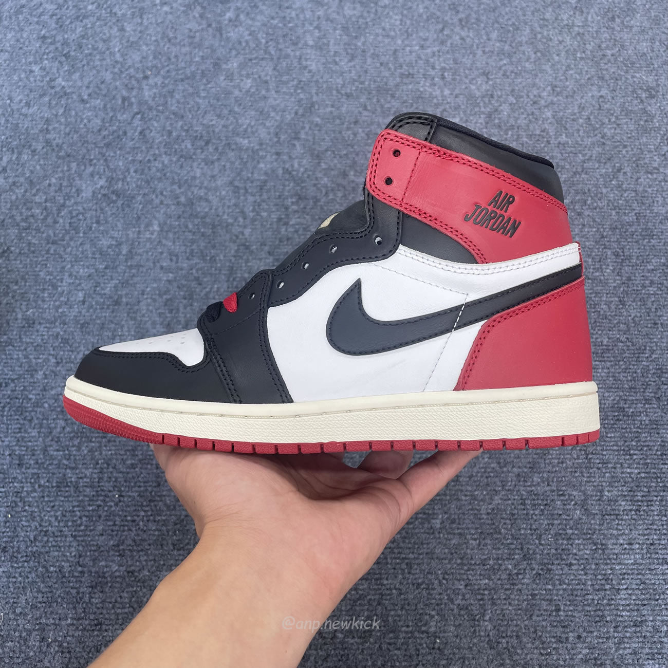 Air Jordan 1 High OG Black Toe Reimagined DZ5485-106