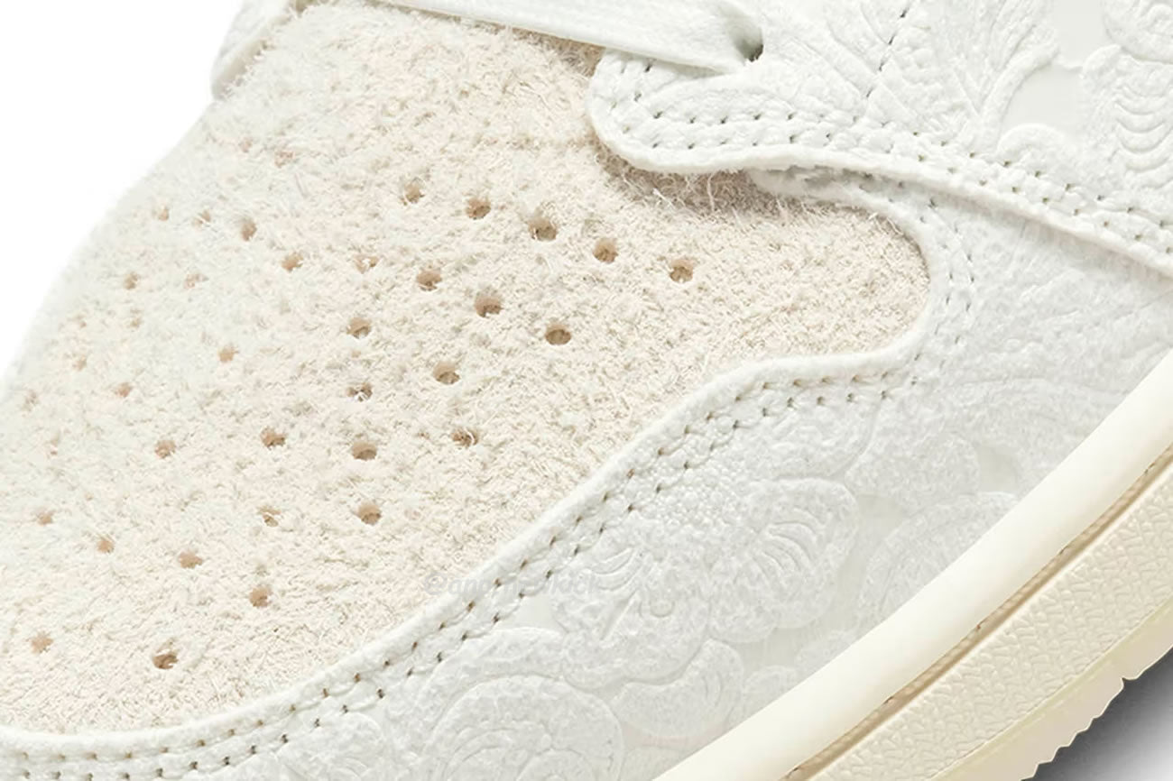 Air Jordan 1 Retro Low OG Chris Paul FZ0455-200