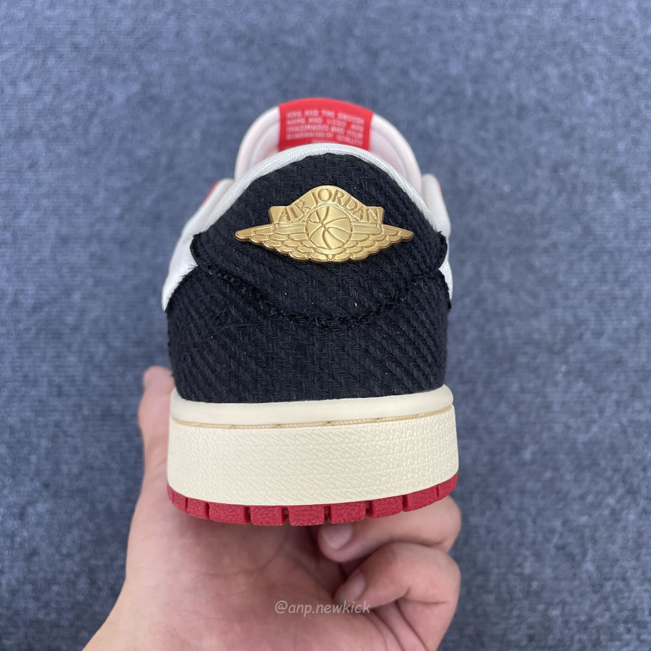 Air Jordan 1 Retro Low OG Trophy Room Rookie Card Home (Numbered) (with Numbered Trading Card) HV6157-100