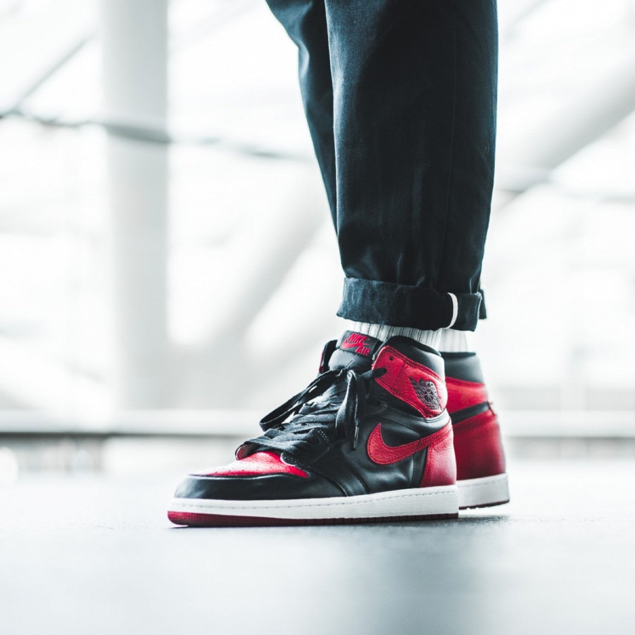 AIR JORDAN 1 RETRO HIGH OG 'BRED' 2016 BANNED