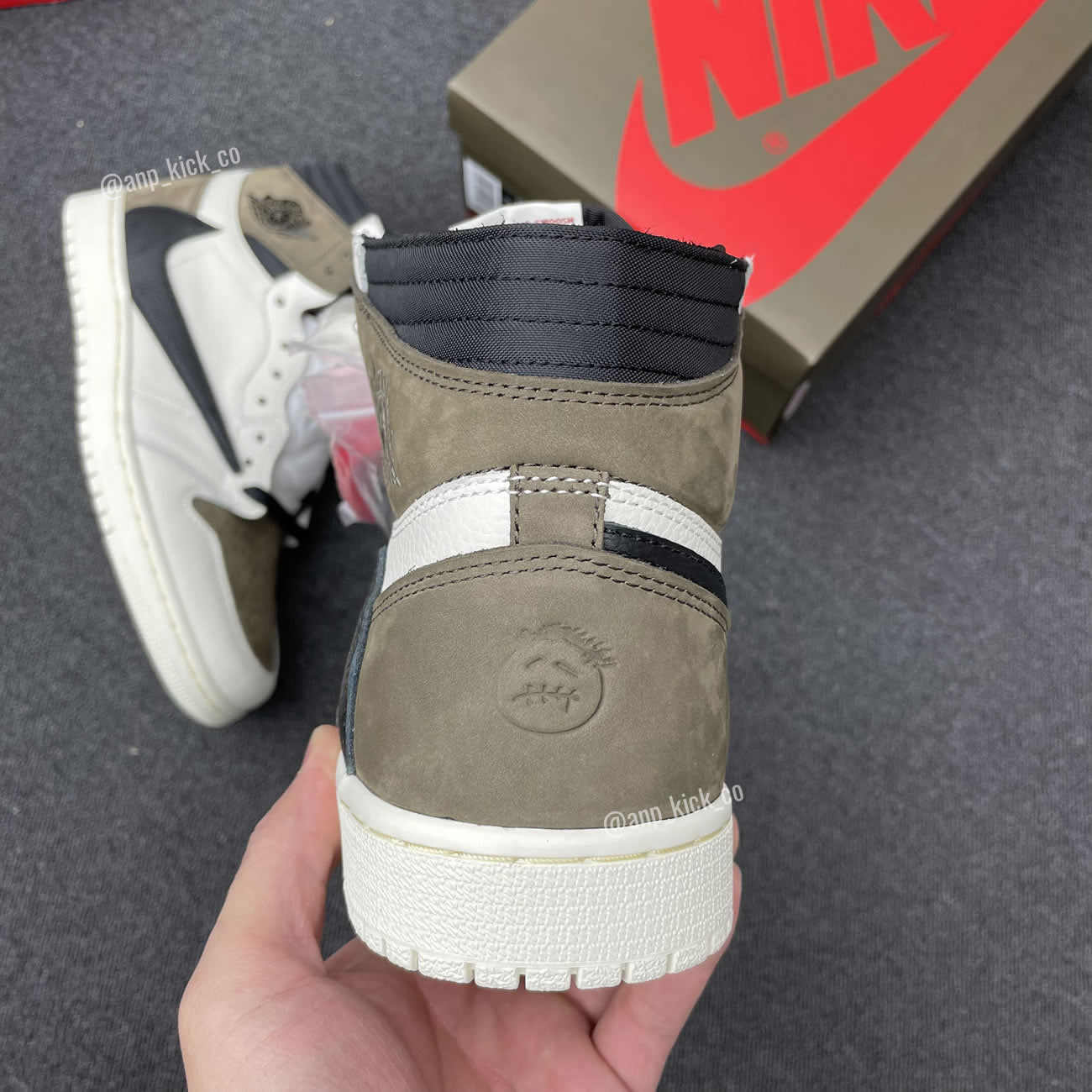 Travis Scott x Air Jordan 1 High OG SP White Brown/Black x Fragment Custom Making