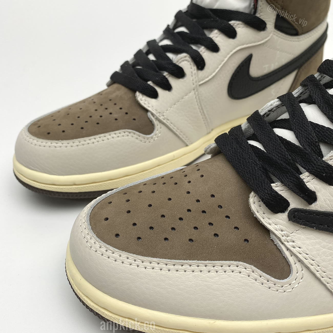 Travis Scott x Air Jordan 1 Retro High Sample 2.0 Brown Cactus Jack First Look