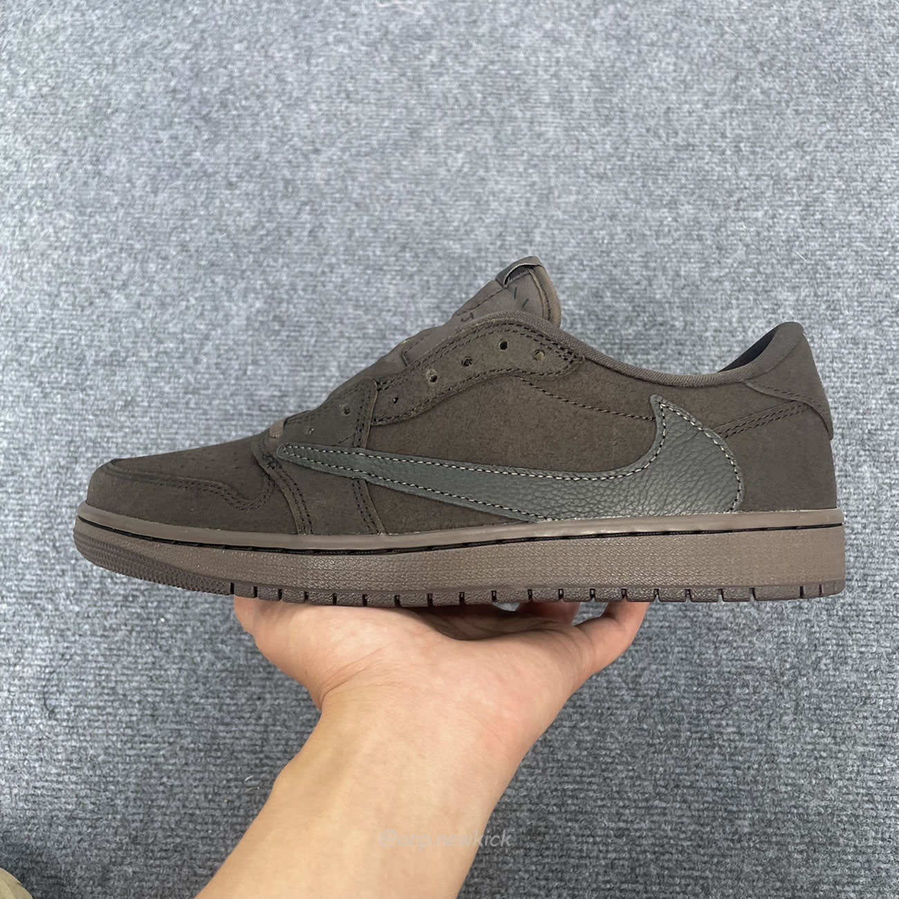 Travis Scott x Air Jordan 1 Low OG Velvet Brown DM7866-202