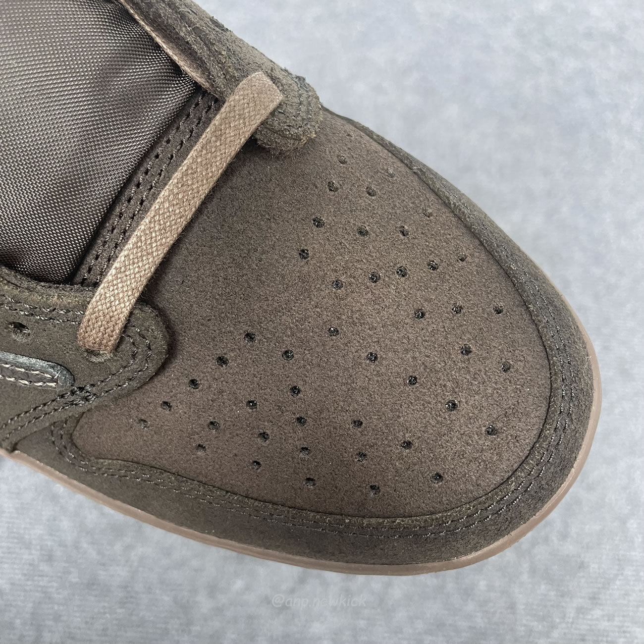Travis Scott x Air Jordan 1 Low OG Velvet Brown DM7866-202