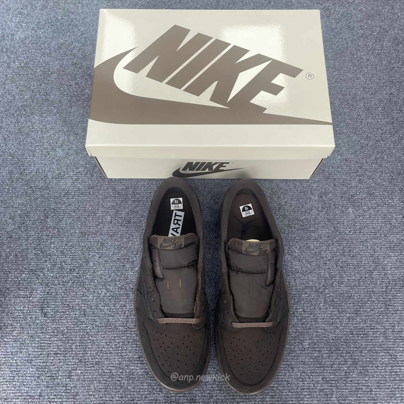 Travis Scott x Air Jordan 1 Low OG Velvet Brown DM7866-202