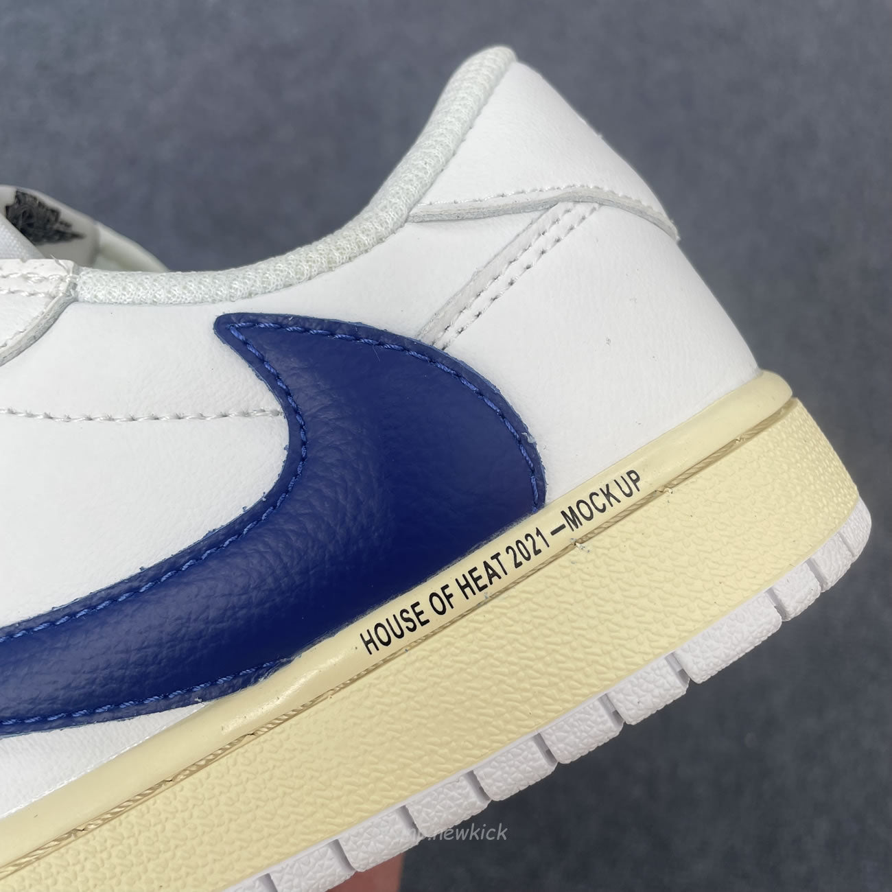Travis Scott x fragment design x Air Jordan 1 Low White Blue DH68369-186