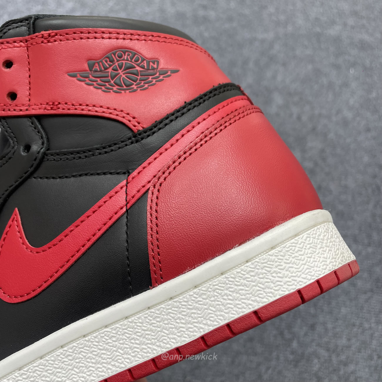 Air Jordan 1 'High '85' Bred 2025 HV6674-067