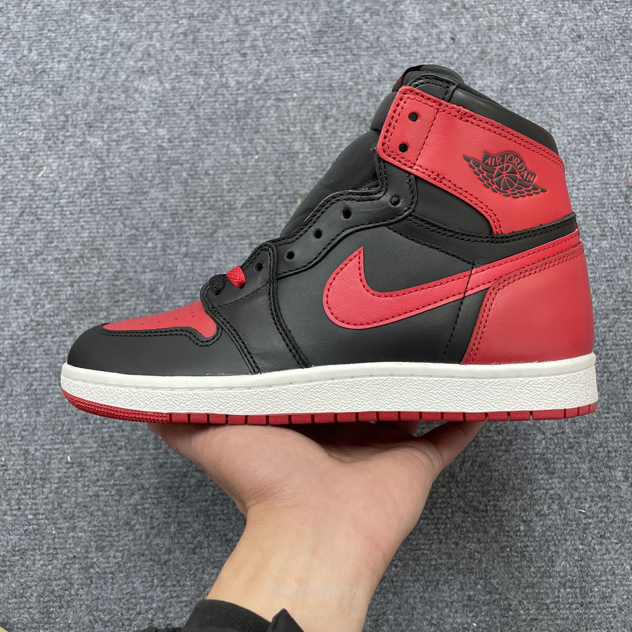 Air Jordan 1 'High '85' Bred 2025 HV6674-067