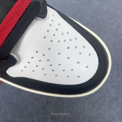 Air Jordan 1 High OG Black Toe Reimagined DZ5485-106