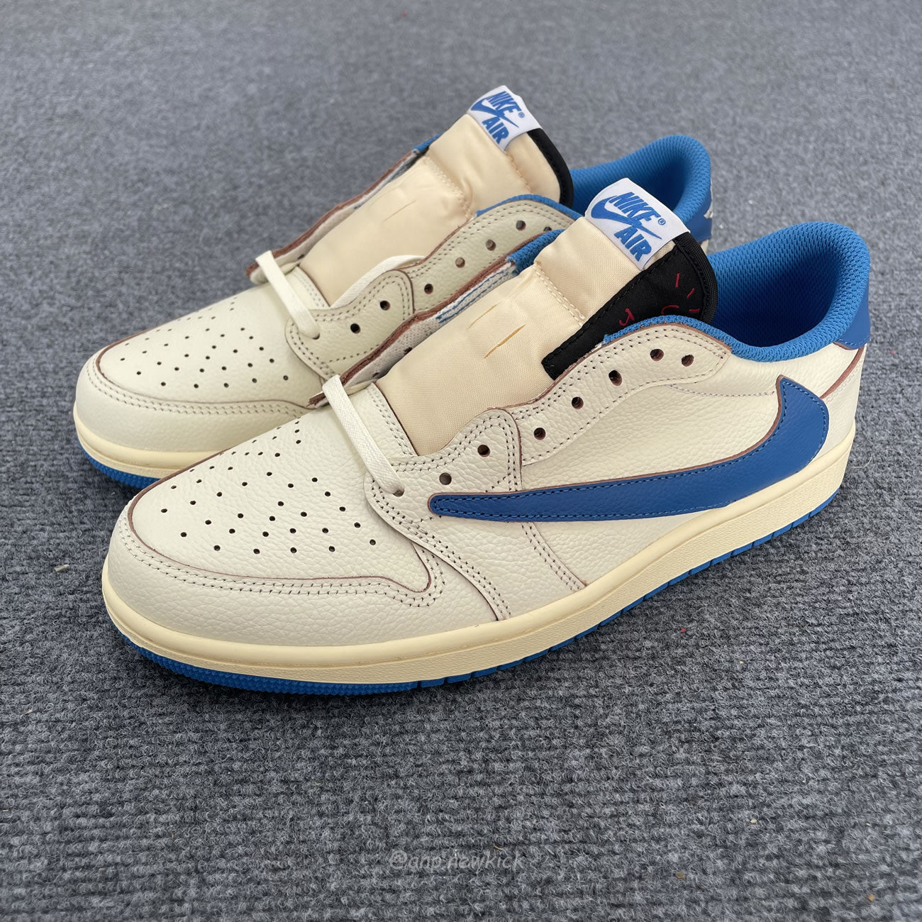 Air Jordan 1 Retro Low OG SP Fragment x Travis Scott Sail Military Blue DM7866-104