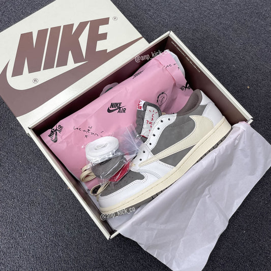 Travis Scott x Air Jordan 1 Low OG Reverse Mocha DM7866-162